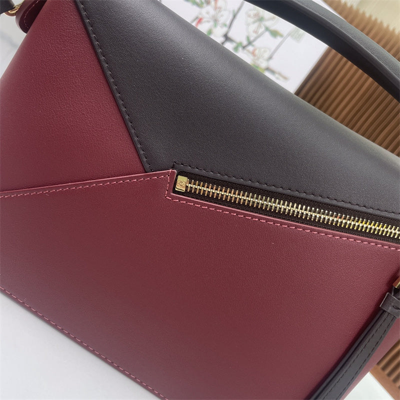 Ziva's Charm handbag – interior view (24cm*16cm*10cm)