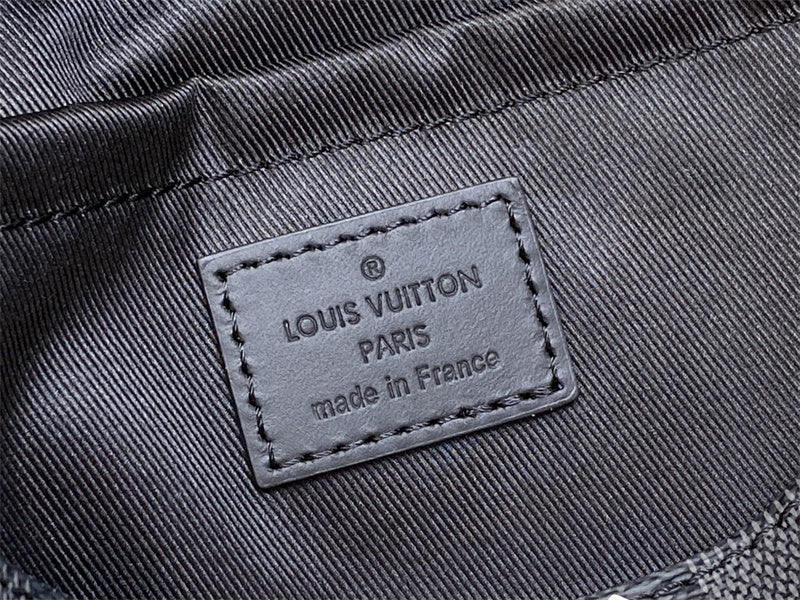  Everyday carryall bag carried on shoulder 10