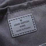  Everyday carryall bag carried on shoulder 10