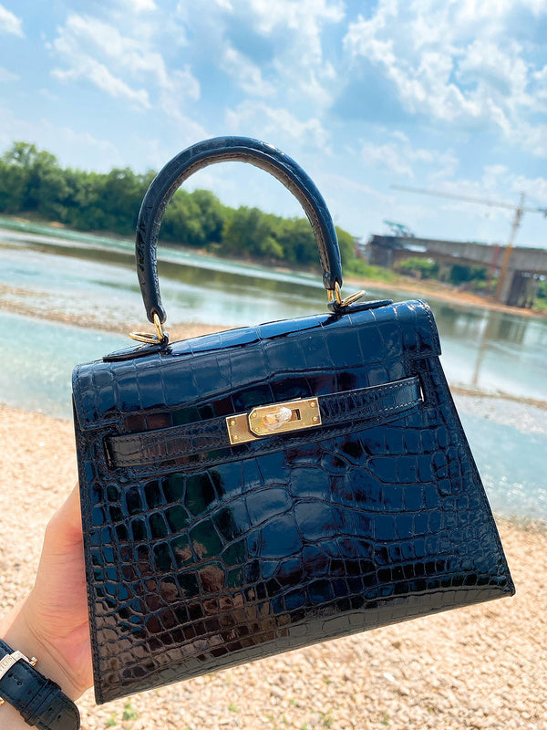 Interior view of everyday-ready premium bag