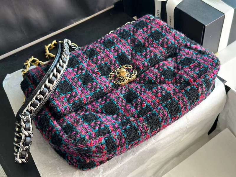 Zivas Charm Effortless Elegance Everyday Handbag (Designer-Inspired Craftsmanship) – Back View