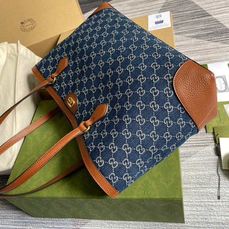 Top view of classic refined women's handbag – women's everyday handbag