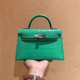  Statement handbag carried on shoulder