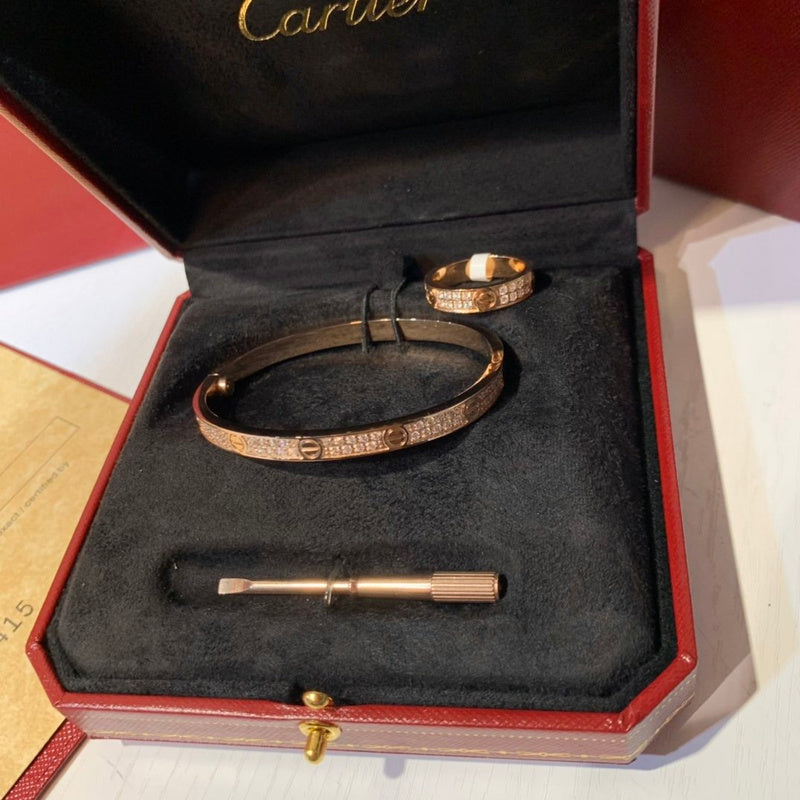Front view of Cartier unisex jewelry piece