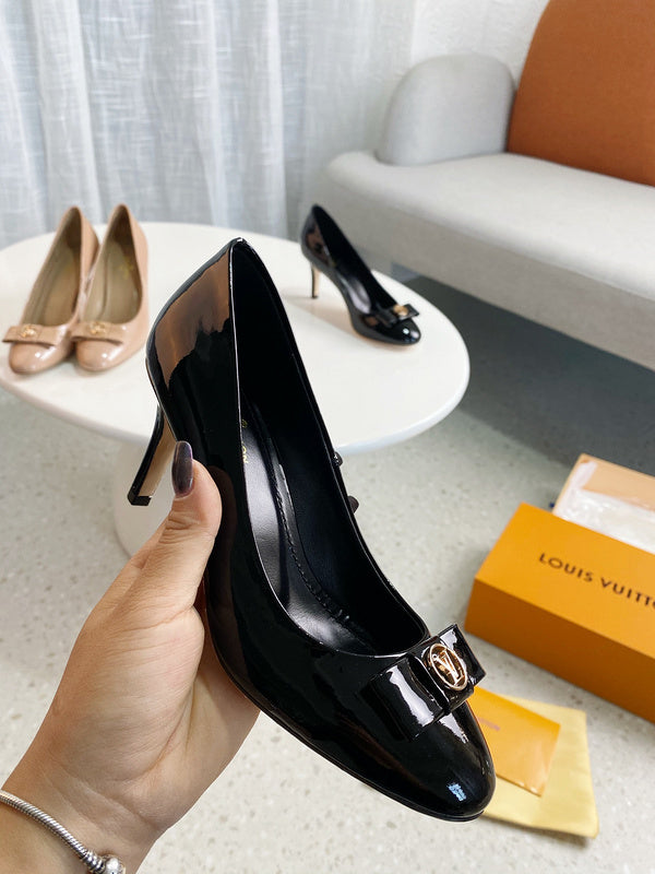 Louis Vuitton Red Block Heel Pumps - Sole Detail View