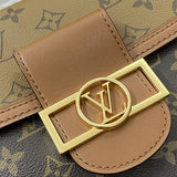  statement shopper bag styled with outfit