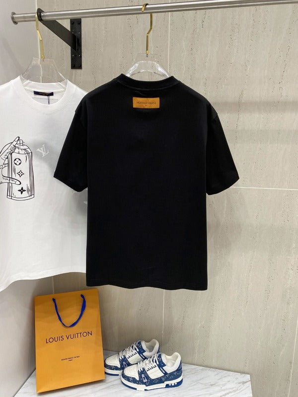 Side profile of Louis Vuitton cotton t-shirt with everyday silhouette