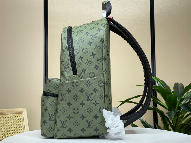  classic tote bag styled with outfit 12