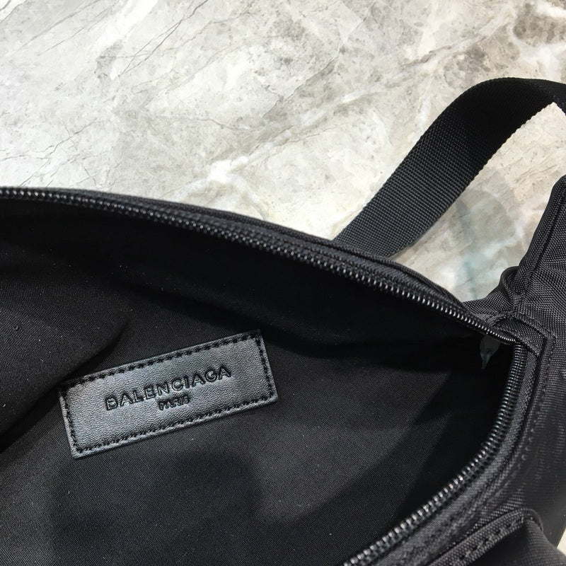 Timeless Faux Leather Handbag - Smooth Faux-Leather Exterior | Women's Everyday Carry Handbag #257 - close-up detail shot (image 3) of designer-inspired handbag