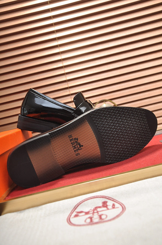 Hermès Camel Low-Top Sneakers - Detail Shot of Craftsmanship