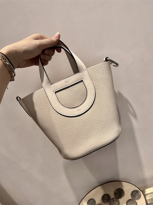  Clean-Lined handbag carried on shoulder