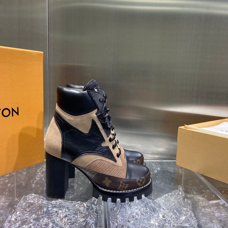 Louis Vuitton Tan Combat Boots - Toe Detail View
