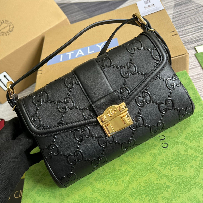 Handle and strap detail of chic classic women's handbag – women's premium purse