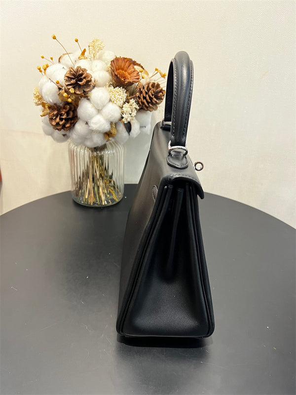 Sophisticated handbag styled for everyday wear