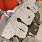  modern shoulder bag detail view showing craftsmanship 8