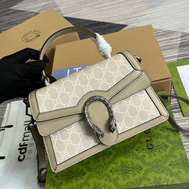 Handle and strap detail of everyday-luxe chic women's handbag – women's luxury accessory