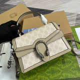 Handle and strap detail of everyday-luxe chic women's handbag – women's luxury accessory