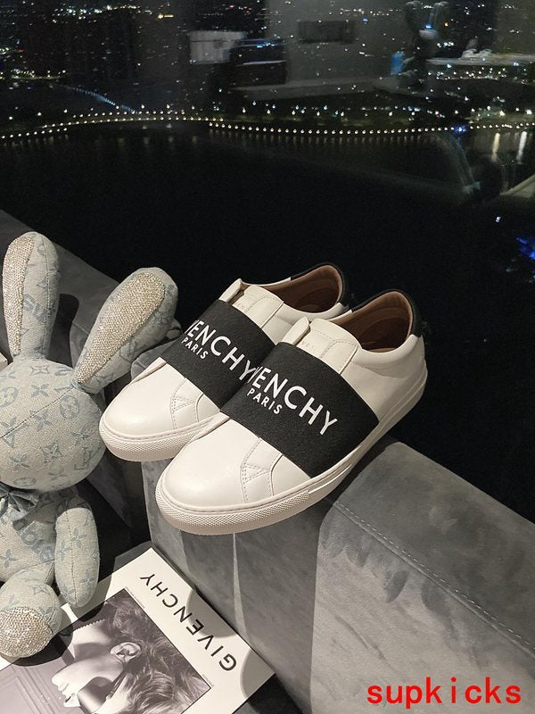 Givenchy shoes Style 083 - top view showing design