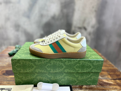 Gucci fresh white-and-black luxury sneakers view 11 minimalist modern build