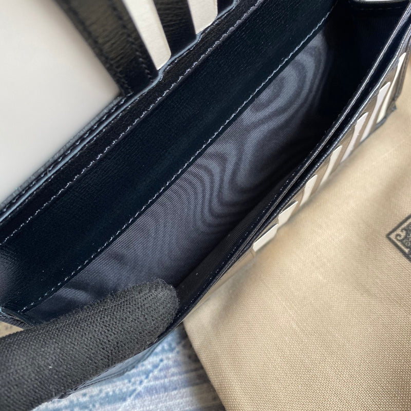 Interior view of signature chic women's handbag – women's luxury accessory