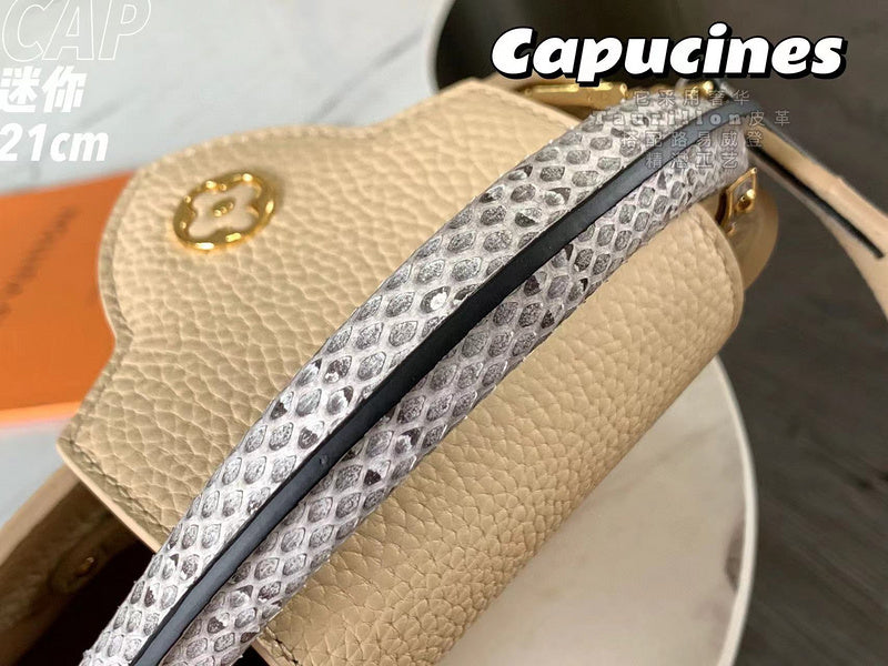 Handle and strap detail of signature chic women's handbag – women's luxury accessory