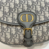 Close-up detail of classic sleek women's handbag – women's luxury handbag