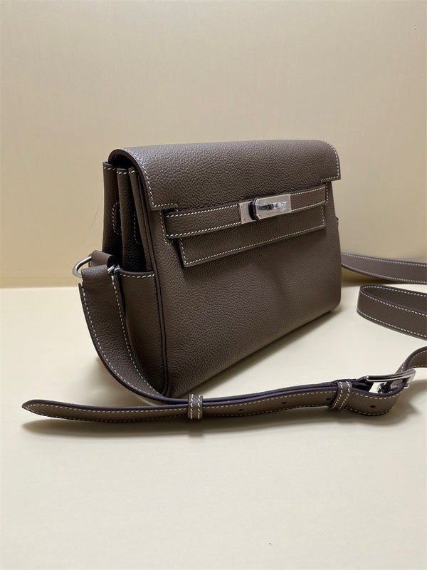  Modern shoulder bag front view 13