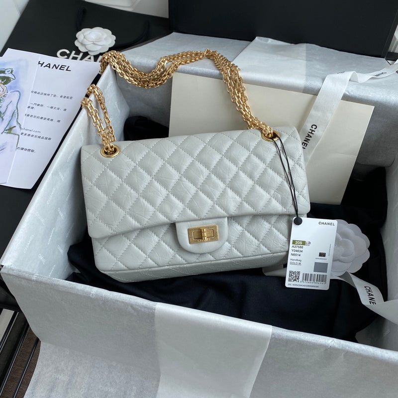 Zivas Charm Modern Edge Luxury Handbag (Designer-Inspired Craftsmanship) – Detail View