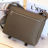 Ziva's Charm handbag – close-up view (33cm*10cm*25cm)
