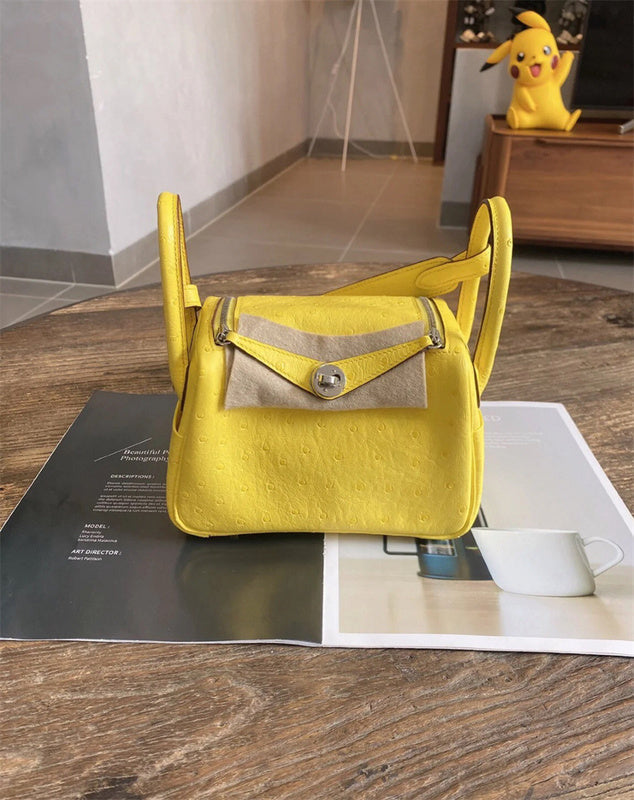  Graceful everyday bag carried on shoulder 10