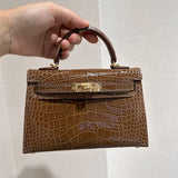  everyday bag interior and compartment view