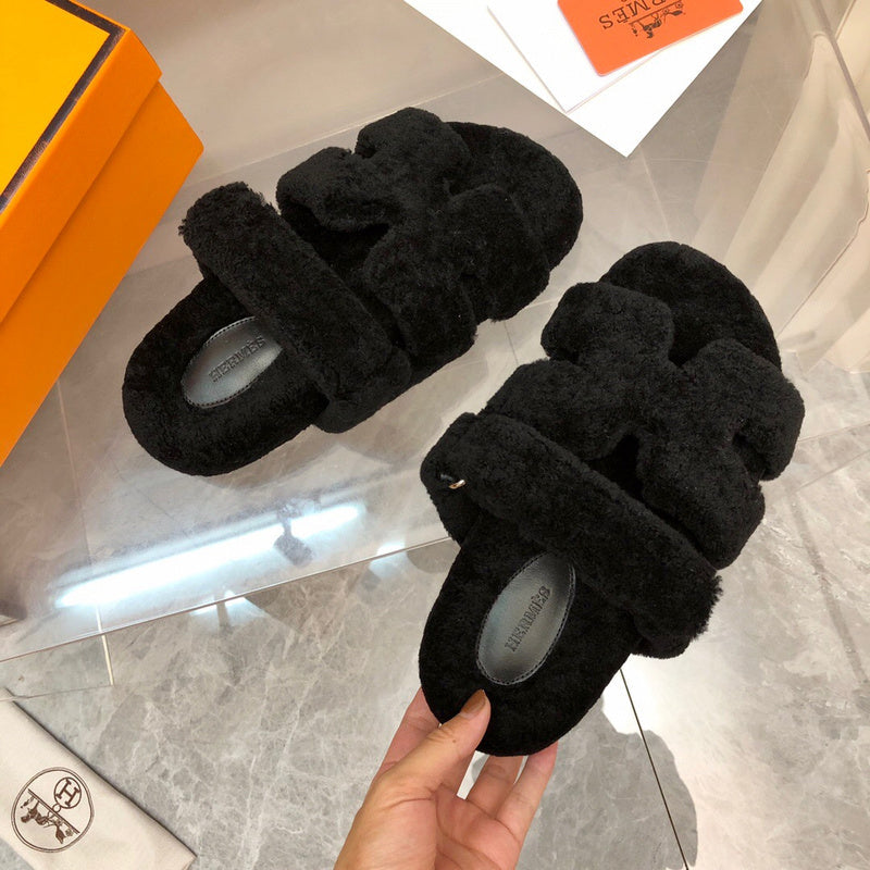 Hermès Black Ankle Boots - Sole Detail View