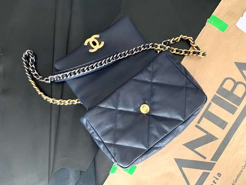  women's handbag, versatile design, view 7