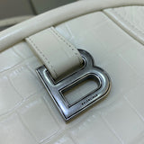 Effortless Premium PU Leather Handbag - Everyday Elegance | Women's Premium Handbag #526 - interior view (image 6) of designer-inspired handbag