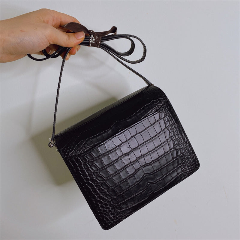 Everyday-Ready handbag styled for everyday wear