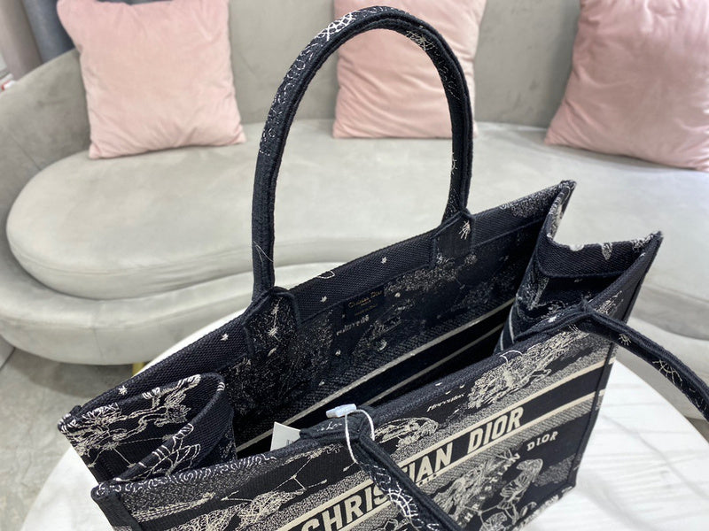 Interior view of classic structured women's handbag – women's premium purse