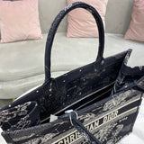 Interior view of classic structured women's handbag – women's premium purse