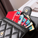  handbag, compact everyday style, image 3