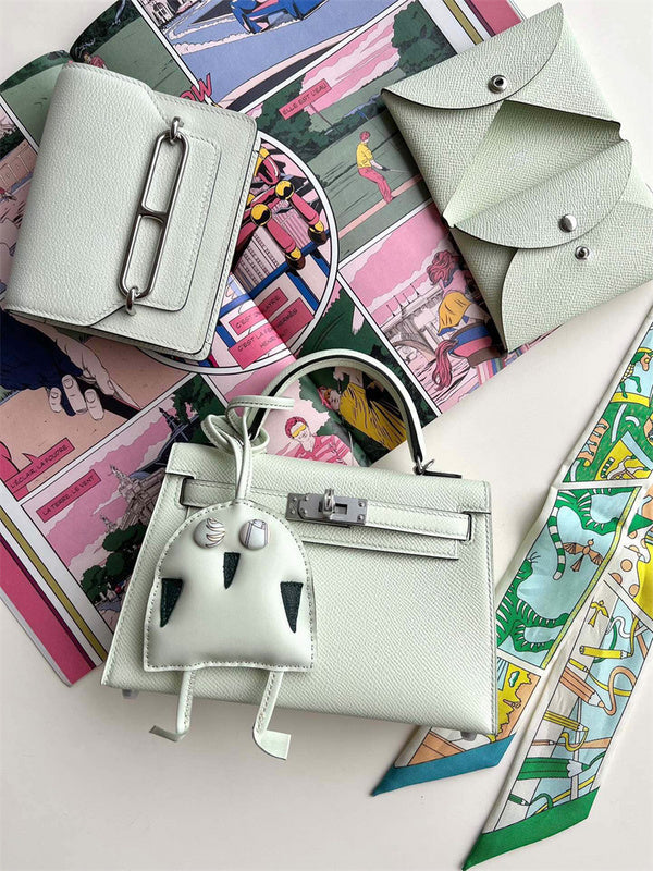  Curated crossbody bag front view 7