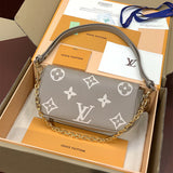 crossbody bag interior and compartment view 21