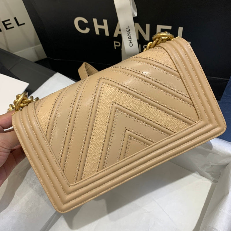  mid purse view 9