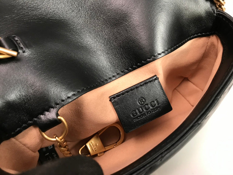 Side profile of everyday-luxe polished women's handbag – women's premium purse