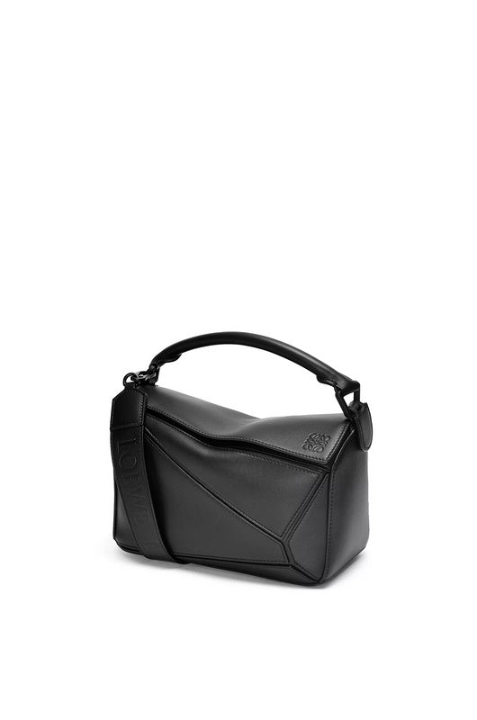 Ziva's Charm handbag – interior view (24cm*16cm*10cm)