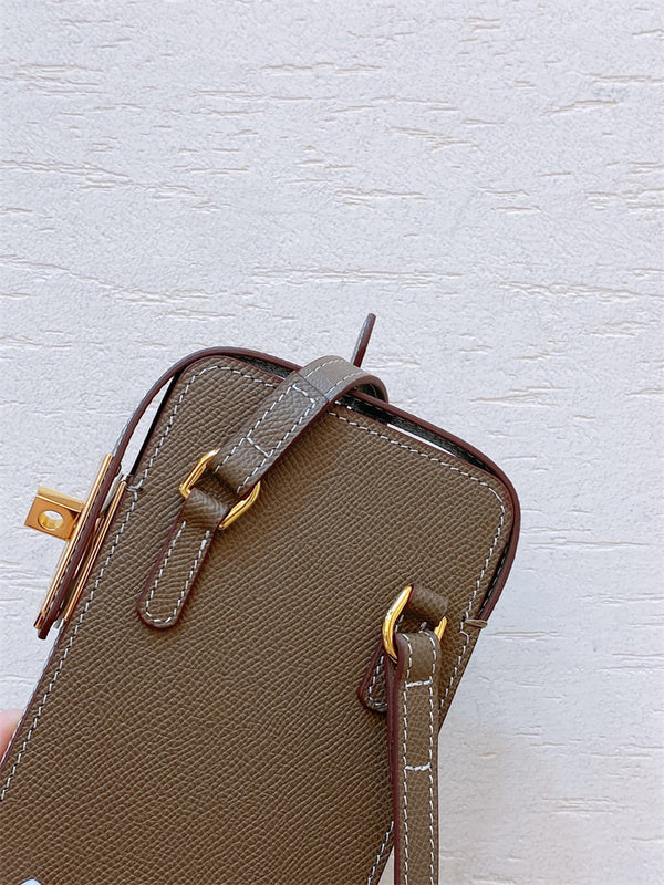  signature satchel styled with outfit 12