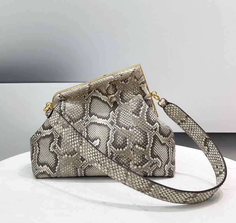 Ziva's Charm handbag – full view (11.5cm*5.5cm*10cm)