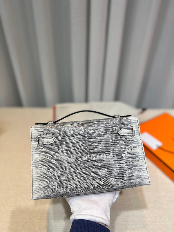 Versatile bag women's premium everyday handbag