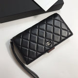 Zivas Charm Modern Minimalist Look Everyday Handbag (Thoughtfully Structured Design) – Full Silhouette