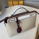 Ziva's Charm handbag – detail view (Standard Size)