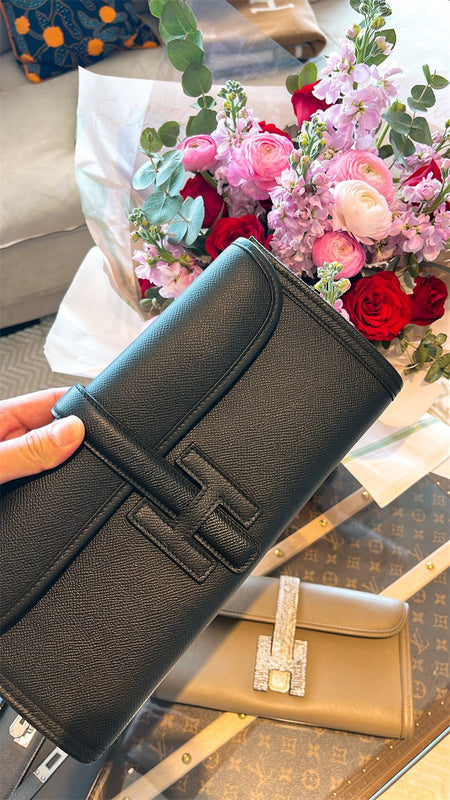 Close-up detail of balanced bag design