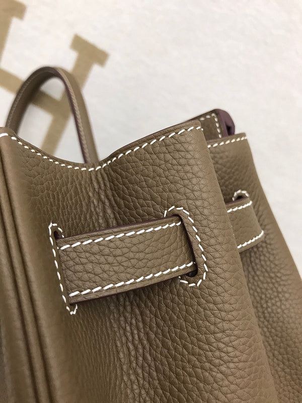 Refined handbag styled for everyday wear
